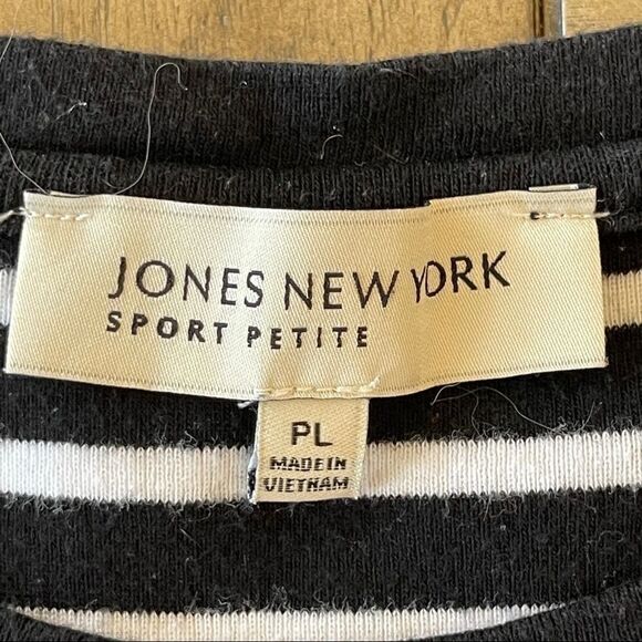 Jones of New York Black and White Striped T-Shirt - Picture 2 of 6